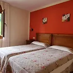 Aptos La Corona-cabrales-picos De Europa *