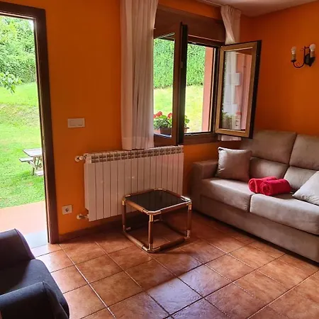 Aptos La Corona-cabrales-picos De Europa * Carrena de Cabrales