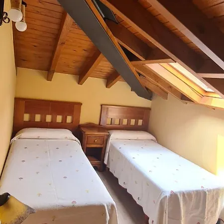 Aptos La Corona-cabrales-picos De Europa *